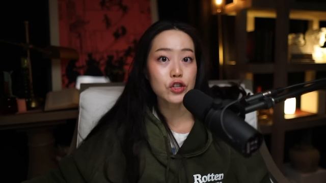The Adopted Orphan Who Killed Her Siblings For Attention -The Real-Life Case of the Movie The Orpha смотреть онлайн