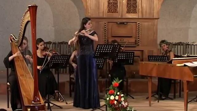 Mariam Mailyan - W.A. Mozart concert for Flute and Harp C-dur смотреть онлайн