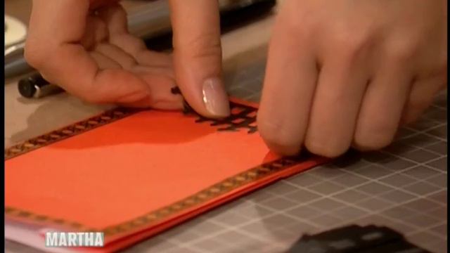 Halloween Invites and Favor Bags⎢ Petra Nemcova⎢Martha Stewart смотреть онлайн