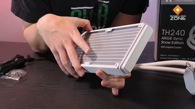 รีวิว ชุดน้ำปิด สองตอน Theme ขาว ต่อ RGB กับบอร์ดได้เลย - Tt TH240 ARGB Snow смотреть онлайн