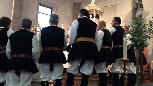 Bodio “Un’Istella a mesunotte” Coro S’Ena Frisca Putifigari смотреть онлайн