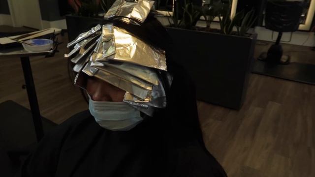 HAIR VLOG│DARK TO BLONDE BALAYAGE ASIAN HAIR смотреть онлайн