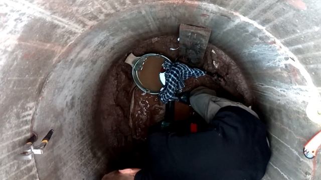 Строю себе дом #21. Врезка в водопровод. смотреть онлайн