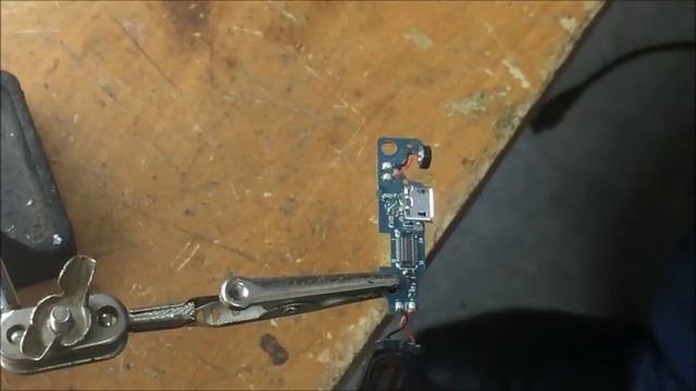 замена USB разъема на планшете Prestigio MultiPad смотреть онлайн