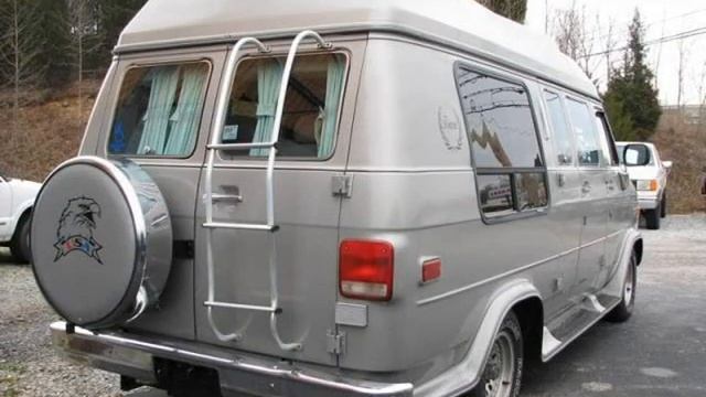 Chevrolet Handicap Accessible Van For Sale -Power Wheelchair Lift - Used Cars - Dickson,Tennessee смотреть онлайн