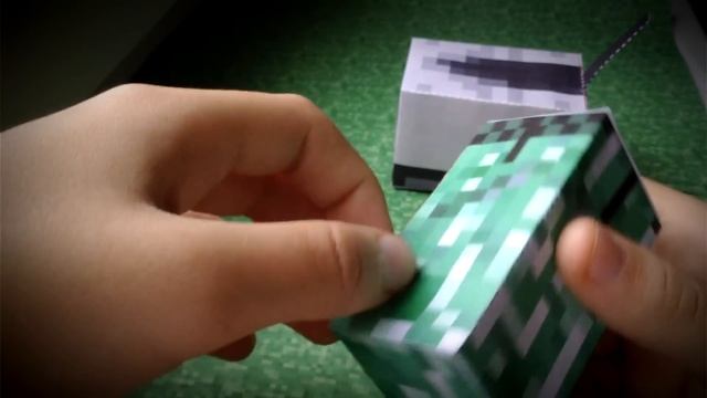 Бумажный Minecraft (mini): Крипер и кот смотреть онлайн
