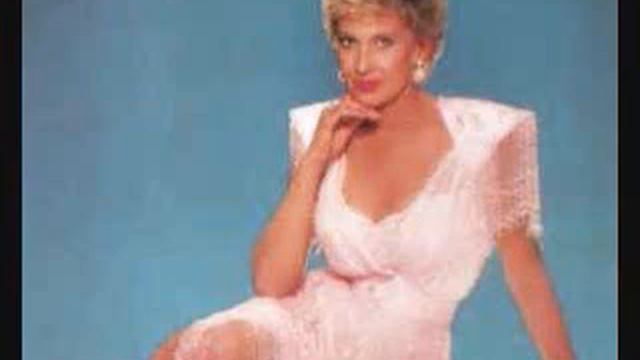 Tammy Wynette - (Or) Is It Love смотреть онлайн