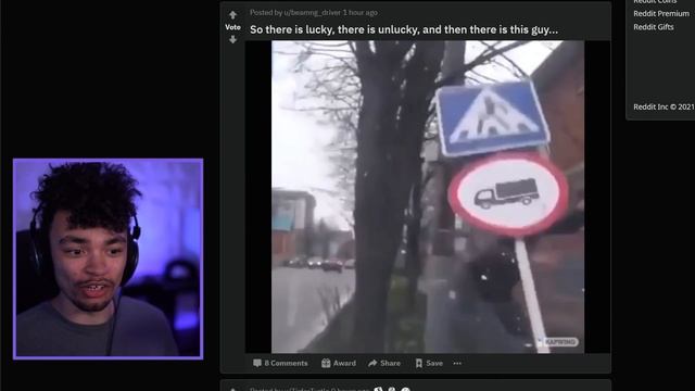 Laughing at IDIOTS IN CARS!! смотреть онлайн