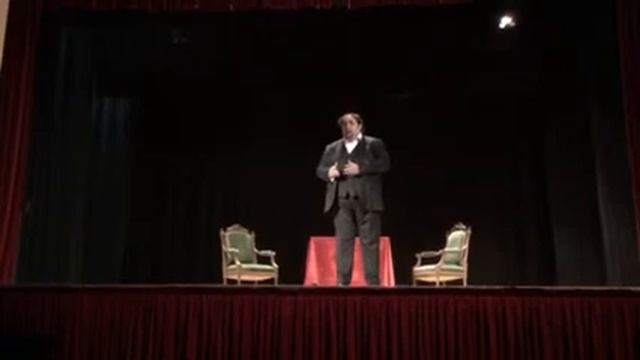 Baritono Dino vighesso cortigiani vil razza dannata Rigoletto смотреть онлайн