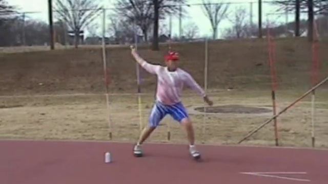 Worlds Longest Golf Ball Throw Ever: 170 Yards!!!!!!!!! смотреть онлайн