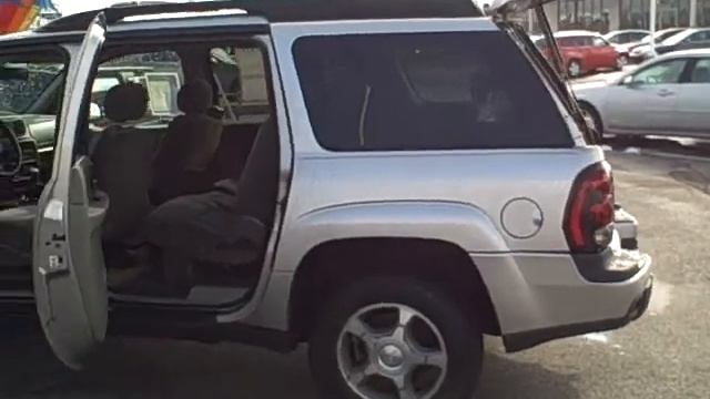 2004 Chevy Trailblazer Ext video walk-around at Apple Chevrolet. смотреть онлайн