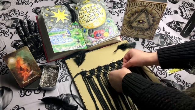 DIY MACRAME BOOK COVER: How to Macrame | Pretty Witchin’ Halloween Series смотреть онлайн