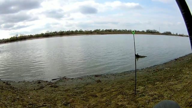 Первая фидерная рыбалка 2020.Фидер ранней весной. смотреть онлайн