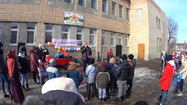 Как гуляют на Масленицу на Побединке смотреть онлайн