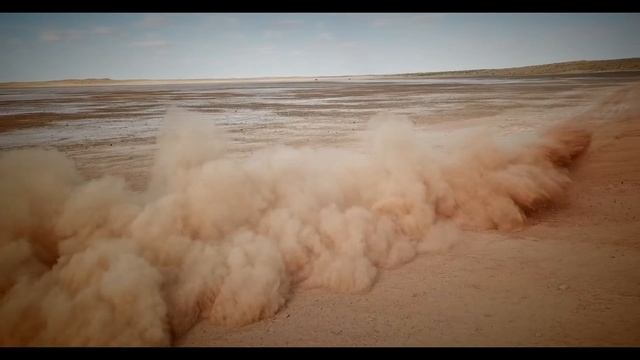 Fernando Alonso Dakar Hilux Test Review смотреть онлайн