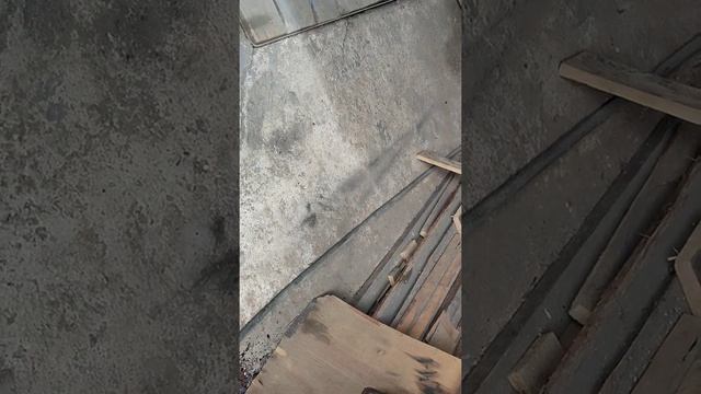 Сварочный инвертор Ресанта 250ПН. Пытаемся варить) смотреть онлайн