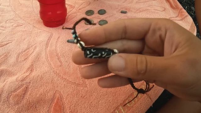 Underwater Metal Detecting with Lena (Stone Beach) смотреть онлайн