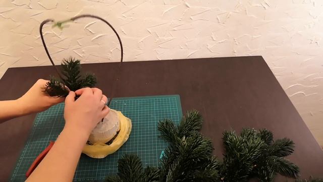 Рождественская сказка. Елочная композиция. смотреть онлайн