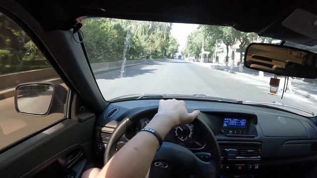 ПОКАТУШКИ НА ПРИОРЕ В БУНКЕРЕ ПОД МУЗЫКУ ОТ ПЕРВОГО ЛИЦА | LADA PRIORA | ПРИОРА 2 смотреть онлайн