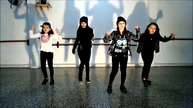 WHO'S LAUGHING NOW (Video Dance KIDS en Style Dance) смотреть онлайн