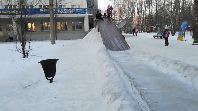 Горка зимой смотреть онлайн