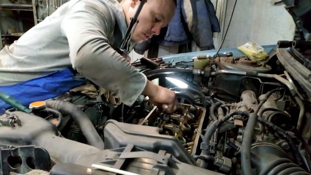 Мицубиси лансер 9 замена маслосъемных колпачков дв. 1,6 смотреть онлайн