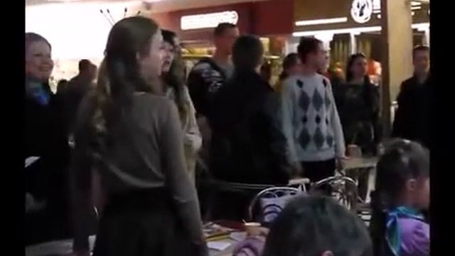 Флешмоб в ТРЦ Европа, г Барнаул 20 04 14 камера 3 смотреть онлайн