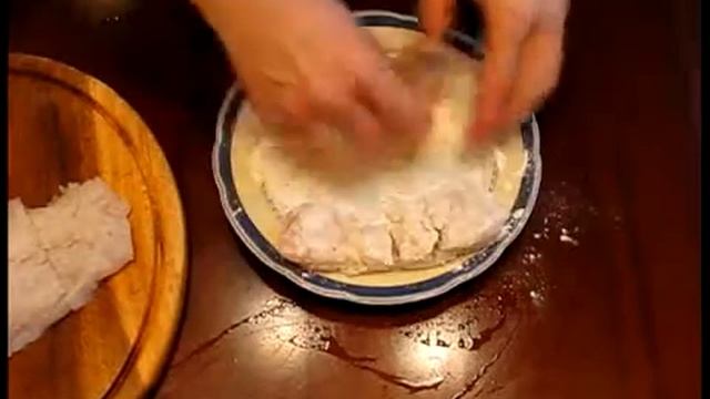 Сом в горшочке с картошкой, грибами и сметаной смотреть онлайн