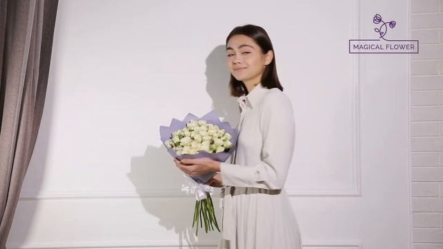 19 Белых кустовых роз смотреть онлайн