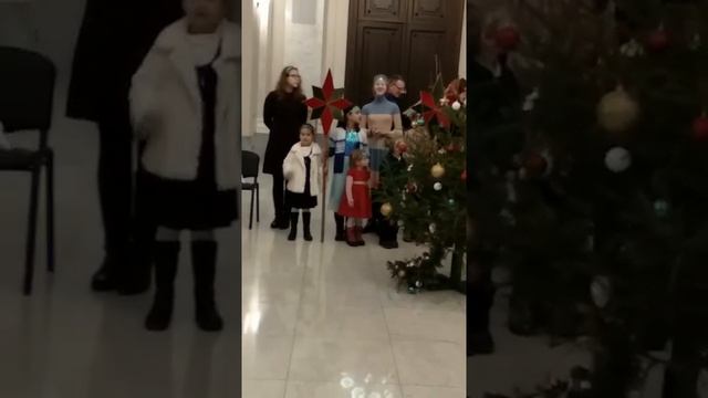 Колядка "Добрий вечiр тобi". Детский ансамбль Храма Рождества Христова на Песках. смотреть онлайн