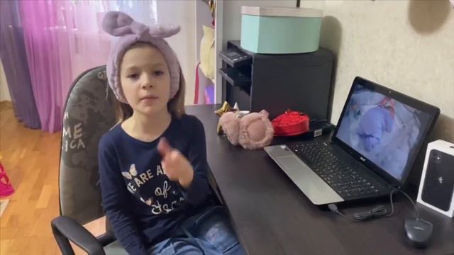 Сестрёнку ВИКИ ШОУ назвала АМЕЛИЯ? Первые ФОТО СЕСТРЁНКИ Viki Show!