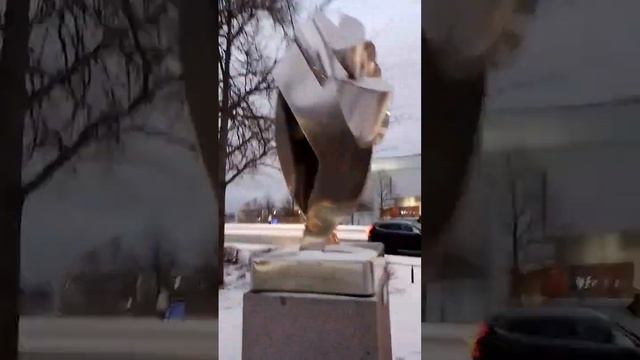 Изделие из нержавеющей стали. Скульптура робота из нержавейки. #НЕМАГНИТ #нержавейка #металлы смотреть онлайн