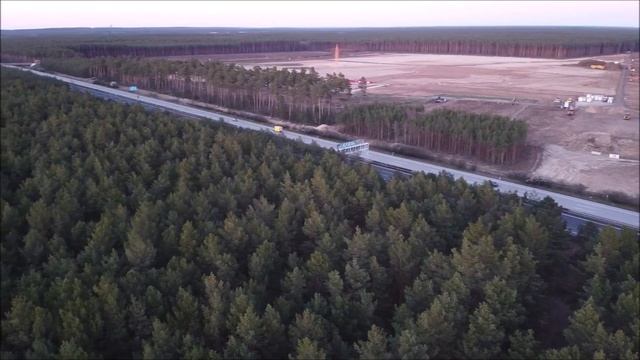 Drone Shows Tesla Giga Berlin’s Great Leveling Progress смотреть онлайн