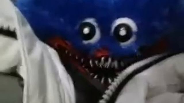 Хаги Ваги ловит снежного человека смотреть онлайн