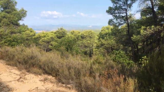 Греция Самая высокая гора в стране Олимп находится в Македонии Она известна из греческой мифол смотреть онлайн