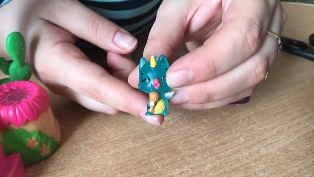 Игровой набор из серии Hatchimals - Блестящая сцена смотреть онлайн