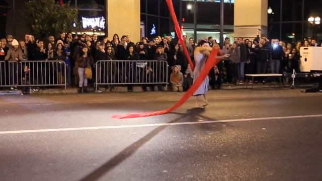 Silk Street Performance by Cirque du Soleil смотреть онлайн