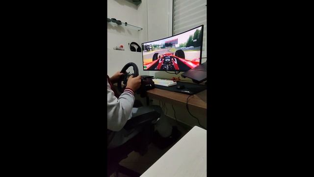 Ferrari 2004 V10 Michael Schumacher no Assetto Corsa смотреть онлайн