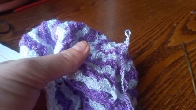 Шапочка и сумочка для куклы смотреть онлайн