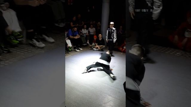 Брейк данс. Правда улиц. Батлы 23.04.23. смотреть онлайн
