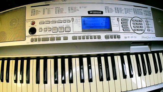 YAMAHA DGX-300 (narodni - USER - ritmovi) смотреть онлайн