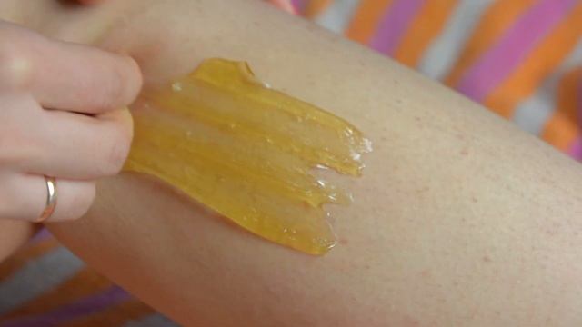 ШУГАРИНГ В ДОМАШНИХ УСЛОВИЯХ | РЕЦЕПТ ПАСТЫ С ЛИМОННЫМ СОКОМ НА СТАКАН САХАРА | SUGAR PASTE AT HOME смотреть онлайн