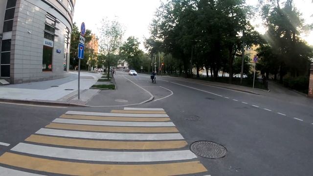 ⁴ᴷ⁶⁰ Cycling Moscow: Moscow Center - from Dostoevskaya Mt., Seleznevskaya St. to Novoslobodskaya Mt смотреть онлайн
