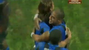 Златан Ибрагимович забивает уникальный гол пяткой