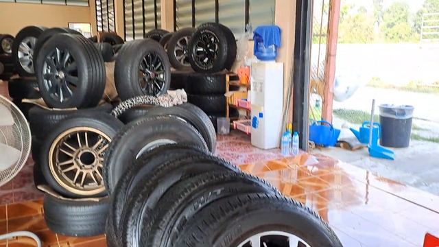 toyota revo ขอบ 18 สวยๆ..@user-iz2zw7nl5n สัญญาการยาง0993544468 смотреть онлайн