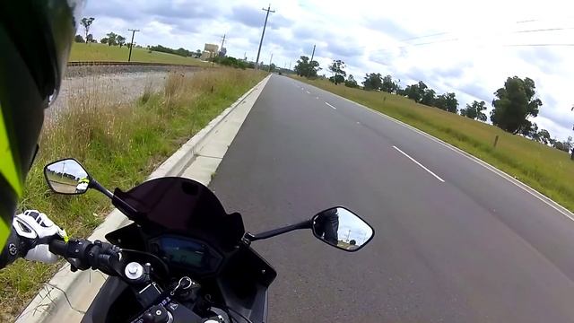 Honda CBR500R 0-60mph runs -- How fast can it be? смотреть онлайн