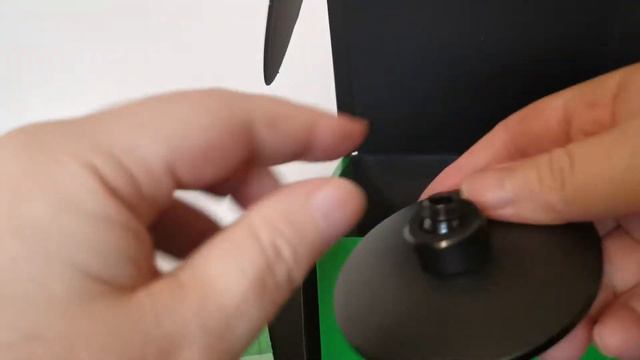 Razer Seiren X Streaming Mic, what do you get for £48.99 смотреть онлайн