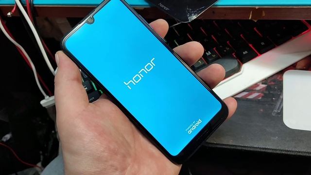 Honor 8A замена разбитого дисплейного модуля смотреть онлайн