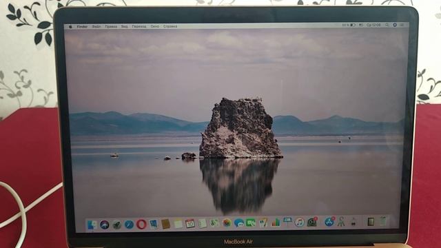 Apple McBook 1Часть(ноутбук фирмы Apple)