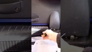 открываем калину изнутри багажник. не разбирая .одна минута.